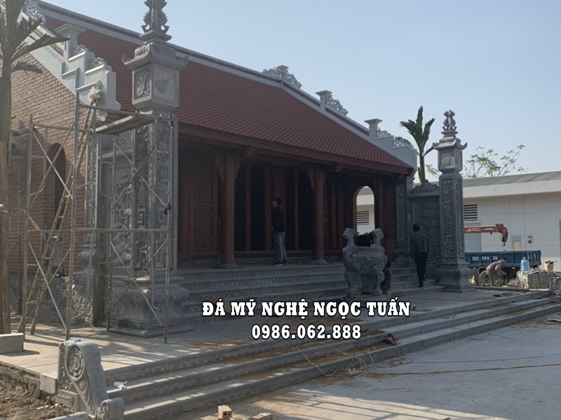 Cot da hien chua